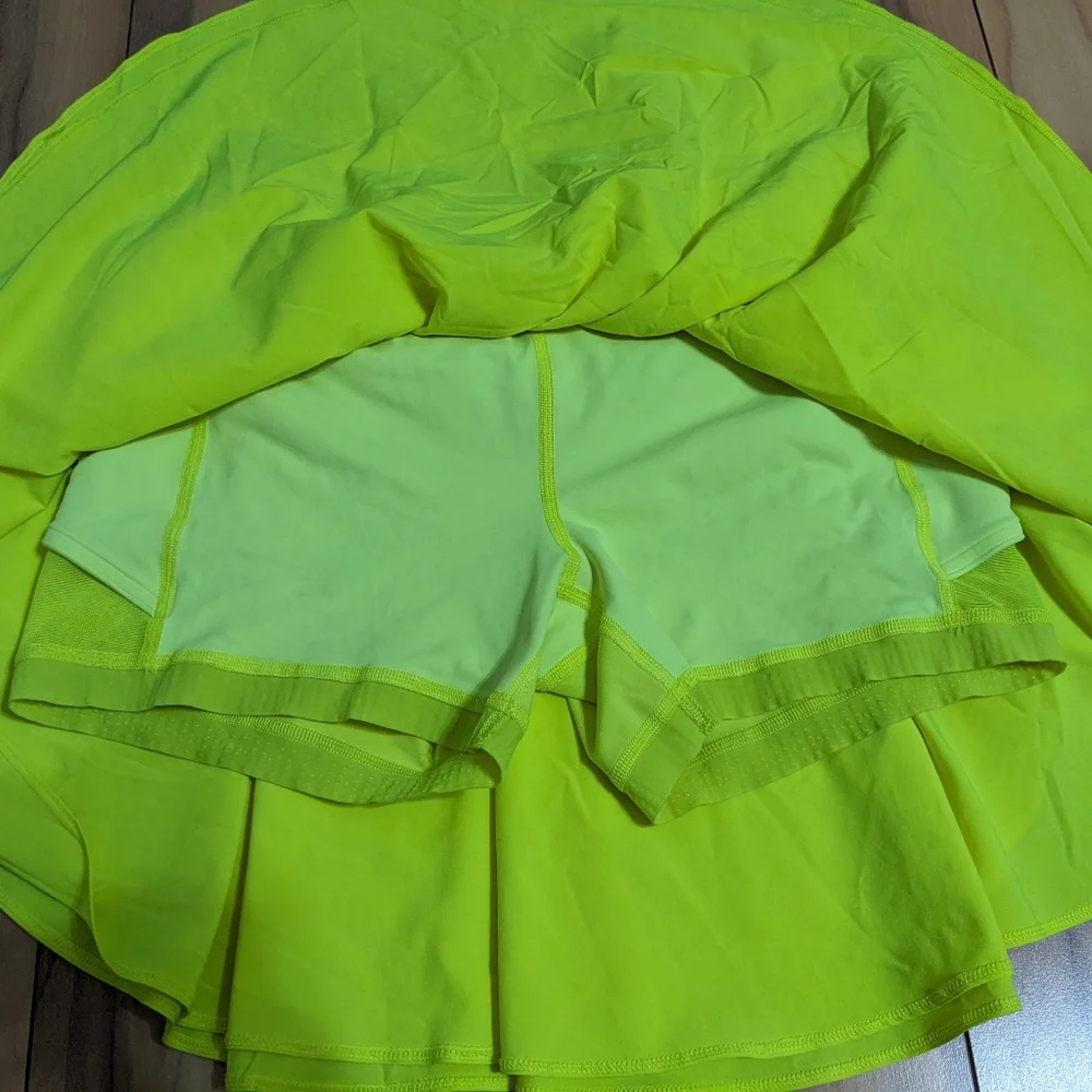 EUC! Lululemon Court Rival Skirt In Bright Yellow Size 10 - Picture 8 of 16